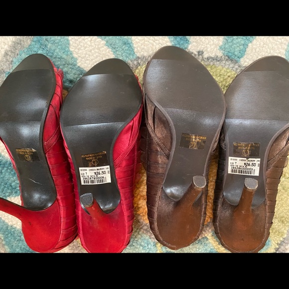 Ruffle chocolate brown heel ! - Picture 10 of 14